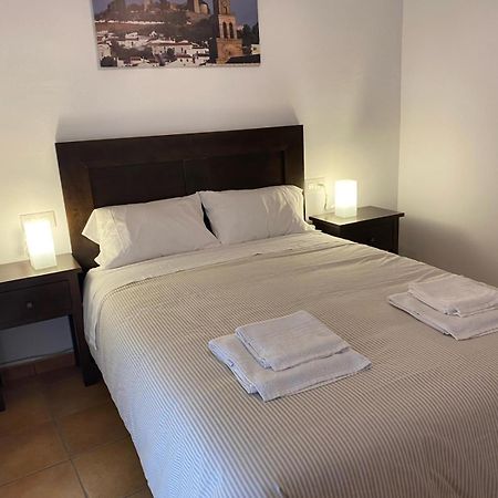 Apartamento Puerta Del Perdon Constantina Kültér fotó
